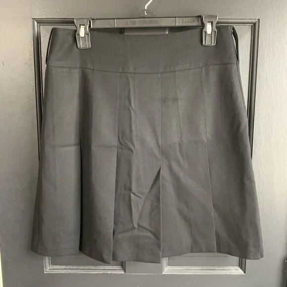 Burberry London womens skirt wool black size US 6 Made in Italy - Picture 2 of 7